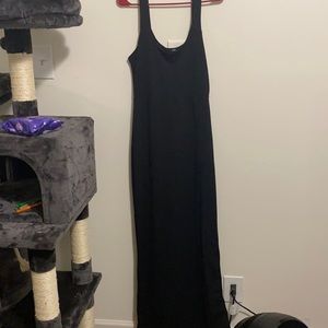 Black dress with Slit. Size XL